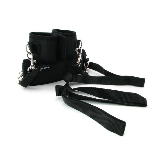 Fetish Fantasy Collar With Cuffs And Leash | SexToy.com