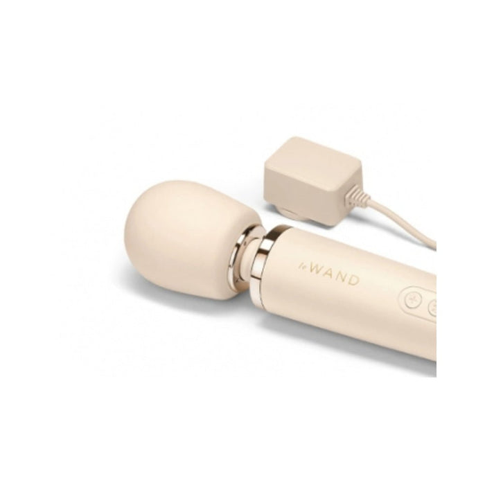 Le Wand Powerful Plug-in Vibrating Massager | SexToy.com