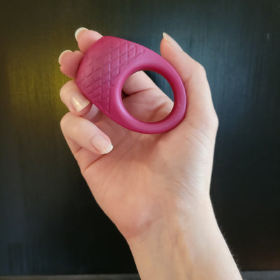 Classic Vibrating Couples Cock Ring by Sextoy.com