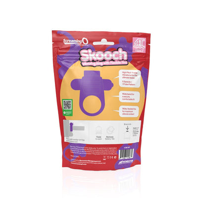 Screaming O 4T Skooch vibrating ring packaging highlighting flexible fins, multiple vibration speeds, and secure wide band fit.