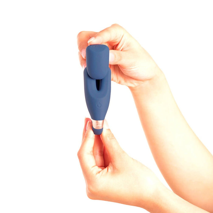 Deia The Wearable Remote-controlled Stimulator Silicone Blue - SexToy.com