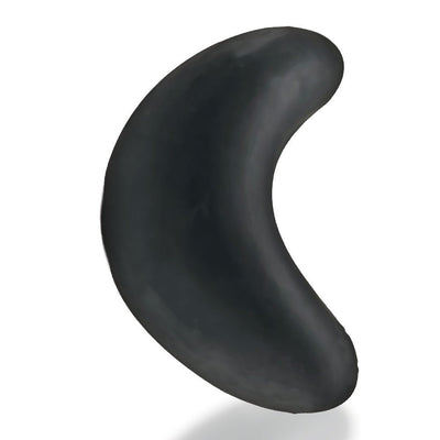 Black curved cockring with a soft matte finish, designed for a comfortable, flexible fit.