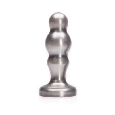 Silver 3 Scoops plug with smooth, rounded contours and a flared base for comfortable and secure use.