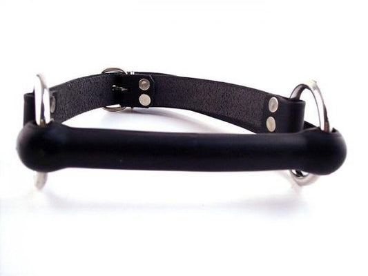 Black leather O-ring rod gag with adjustable buckle and rubber bite bar for comfortable fit and secure wear.